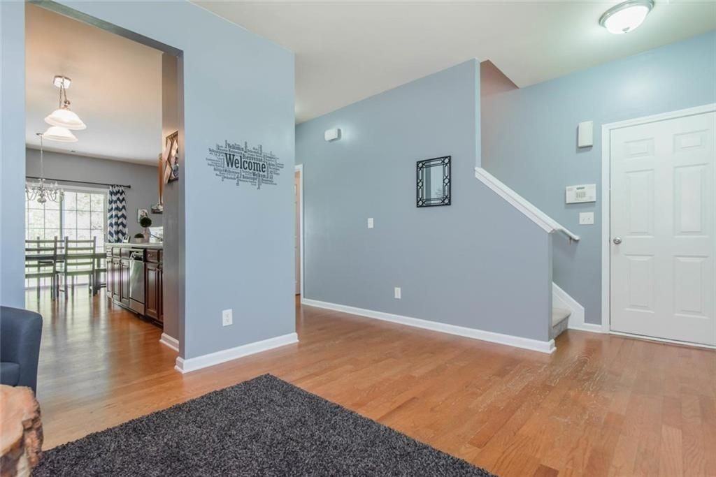 519 Windstone Trl - Photo 4 of 22