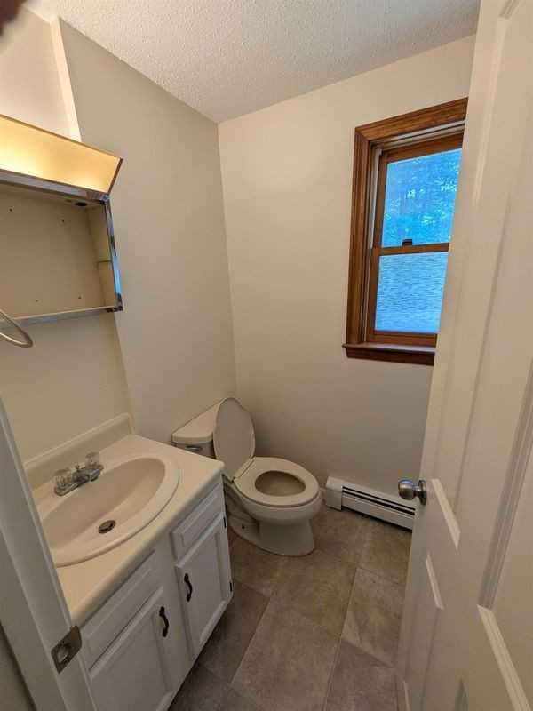 2 Skyline Dr - Photo 7 of 18