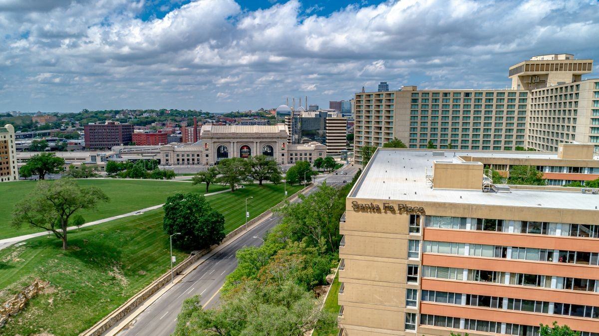 2525 Main St ##Unit