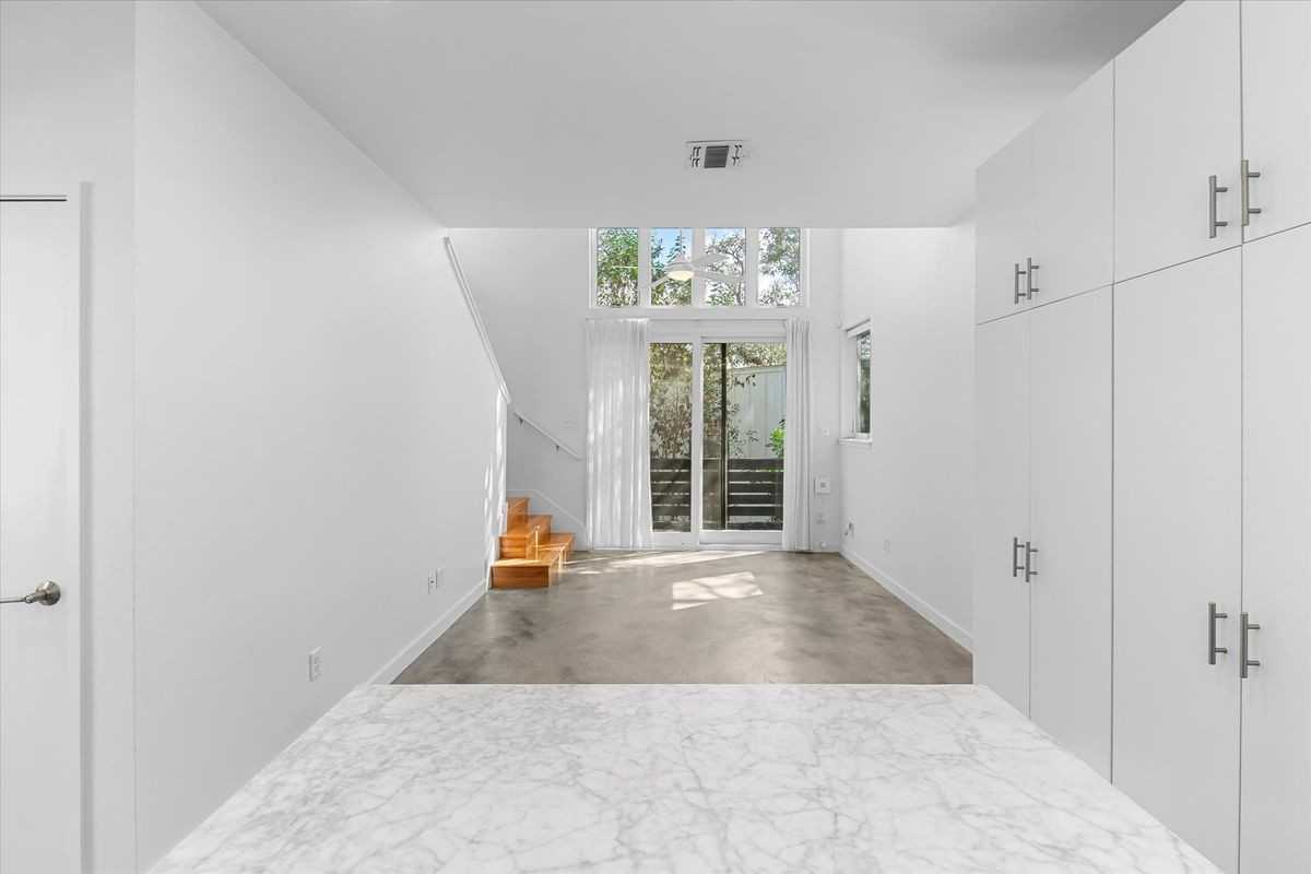 1204 Woodland Ave ##B - Photo 2 of 50