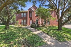 featured image of 121 Wildwood Ct ##200