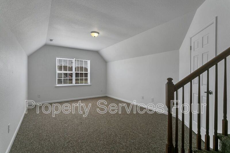 234 Moyock Landing Dr - Photo 5 of 40