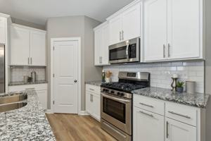 featured image of 13837 Oakwood Dr