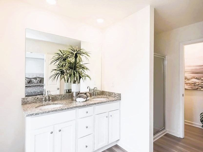 2036 Woodbine Way - Photo 4 of 18