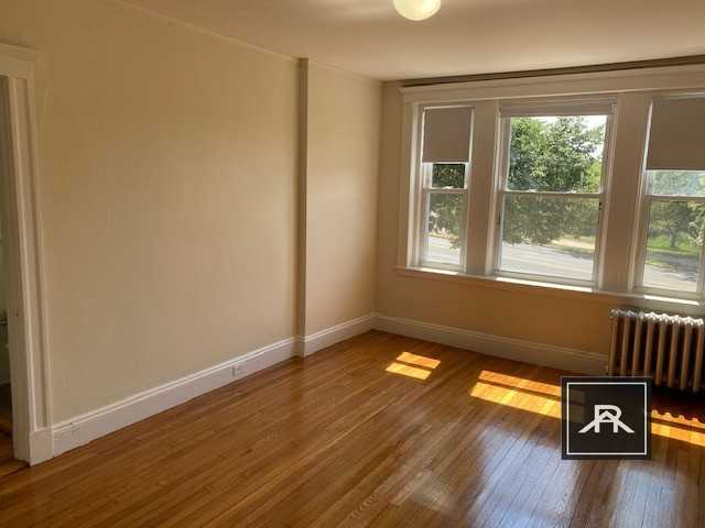 1165 Boylston St #16 - Photo 4 of 10