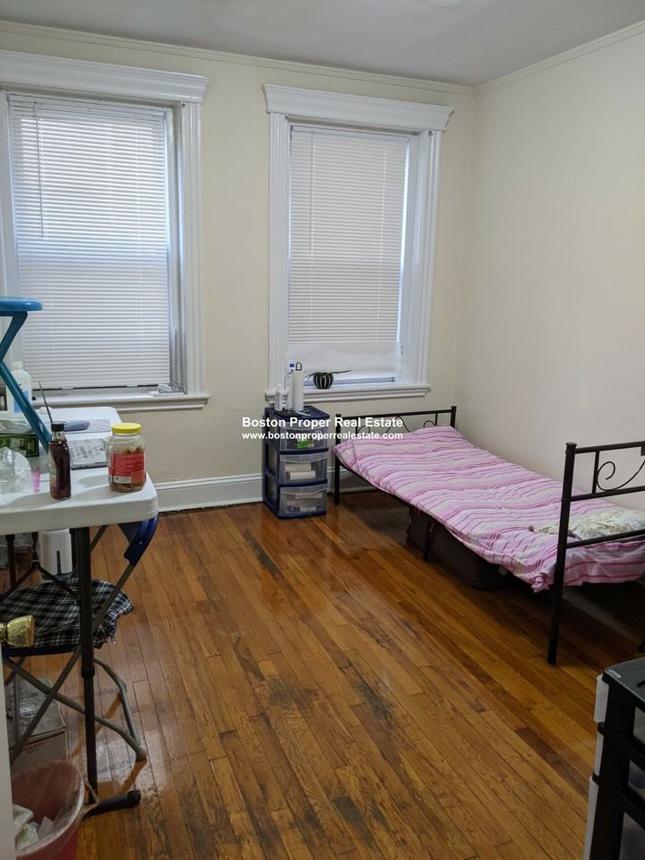 360 Riverway #12 - Photo 2 of 14