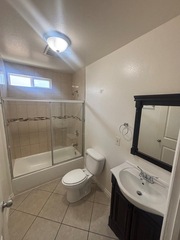 4523 Arlington Avenue - Photo 7 of 15