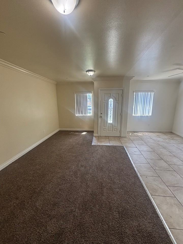 4523 Arlington Avenue - Photo 3 of 15