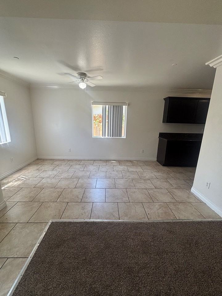 4523 Arlington Avenue - Photo 4 of 15