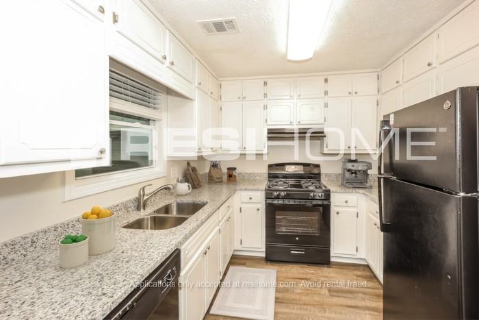 5991 Dan Dr - Photo 2 of 18