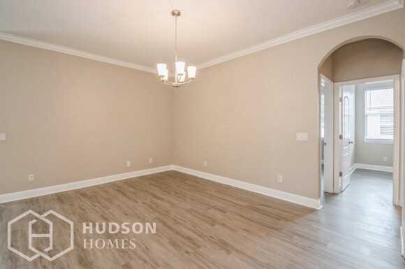 561 Breezy Oak Way - Photo 2 of 18