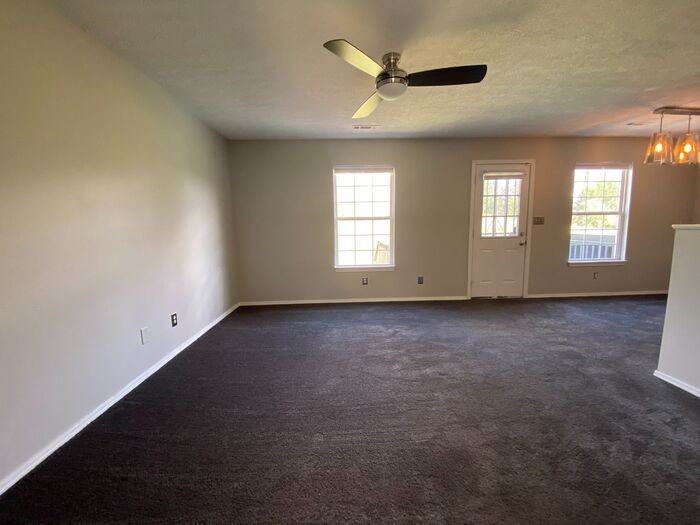 1007 Brittany Park Dr - Photo 3 of 47
