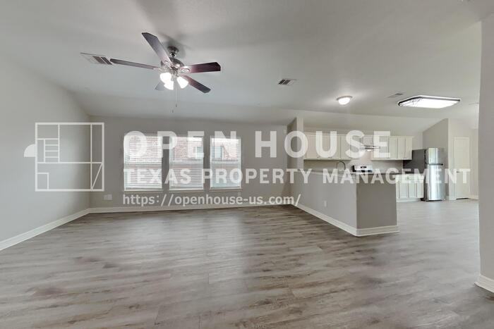 8902 Carmel Grove Ln - Photo 6 of 20