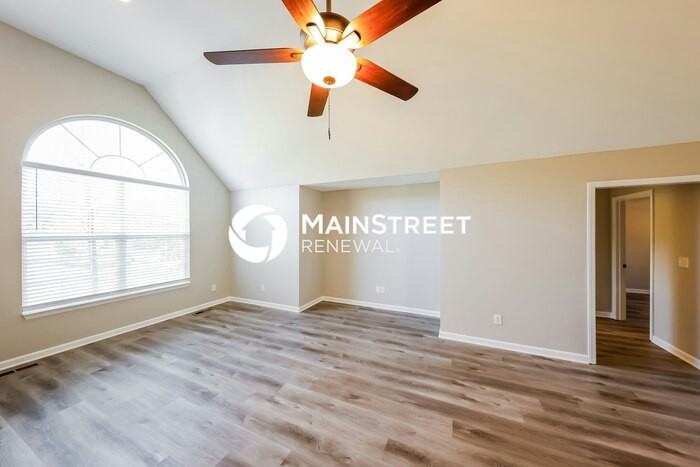 1336 Railroad Dr - Photo 3 of 15