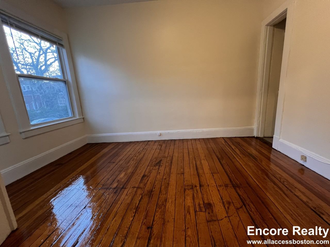 27 Forest St #2 - Photo 2 of 13
