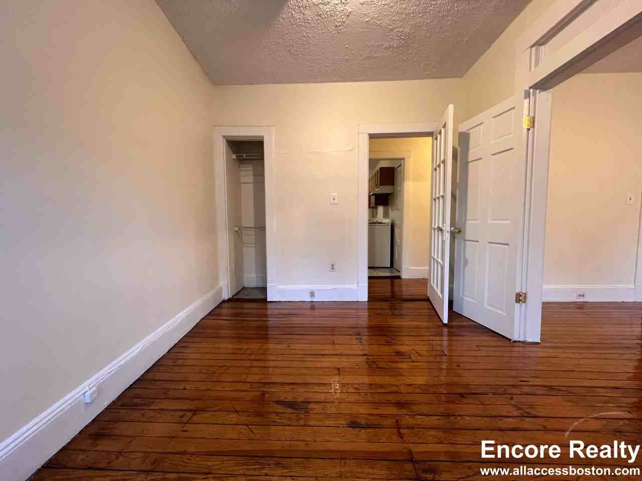 27 Forest St #2 - Photo 3 of 13