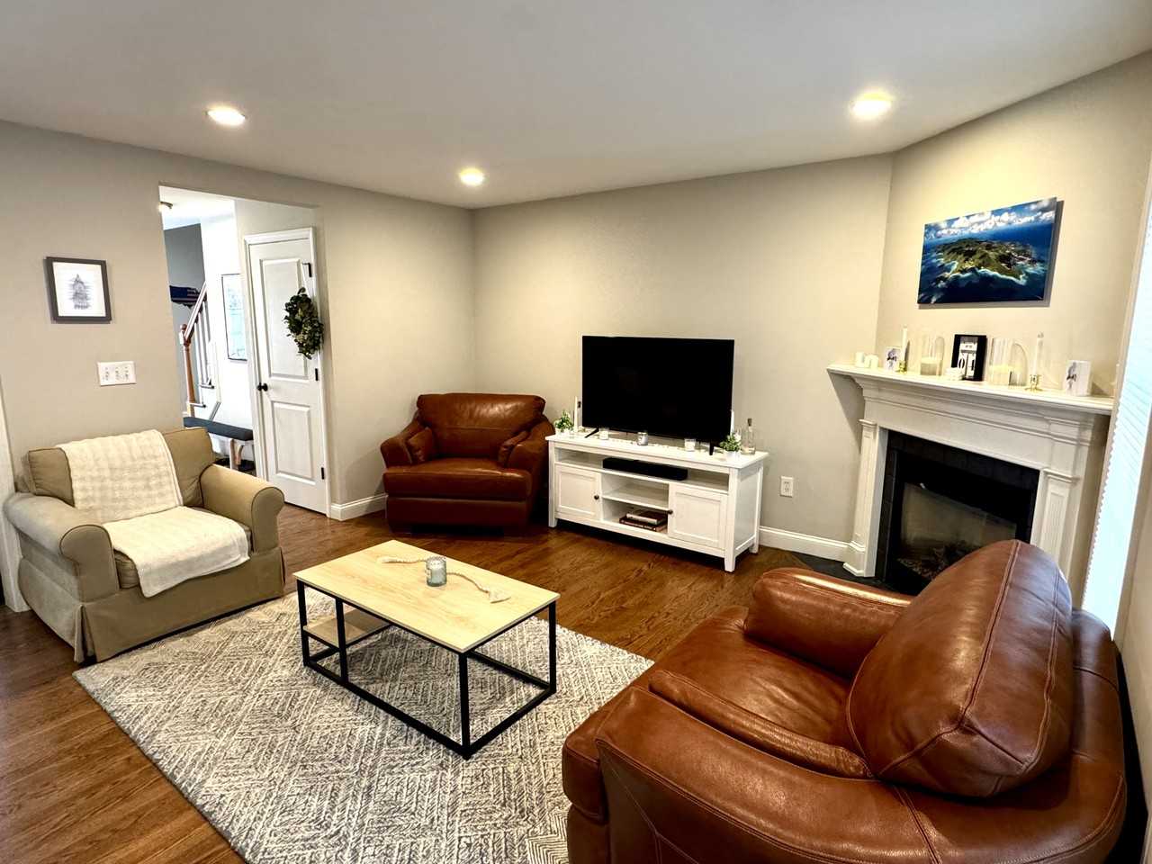 10 Shanley St