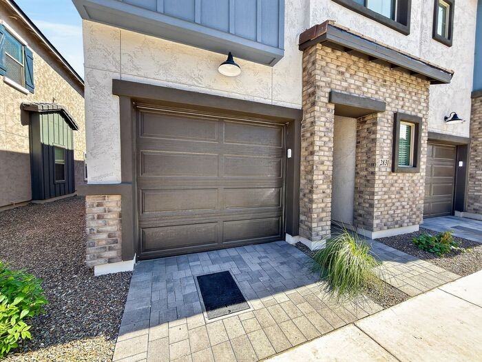 2831 W Eagle Talon Rd - Photo 5 of 50