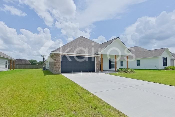 13760 Willowmore Dr - Photo 2 of 22