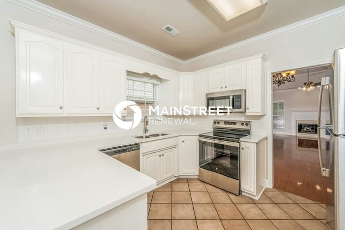 180 Steeplechase Ct - Photo 7 of 17