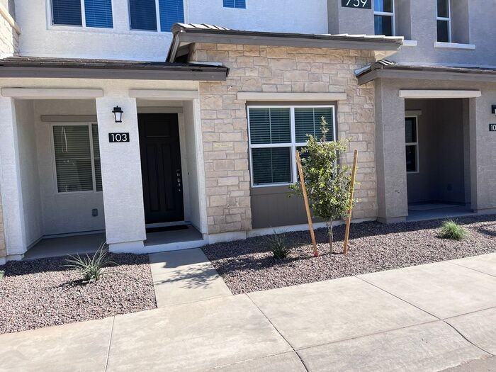 759 E Zesta Ln #103 - Photo 3 of 50