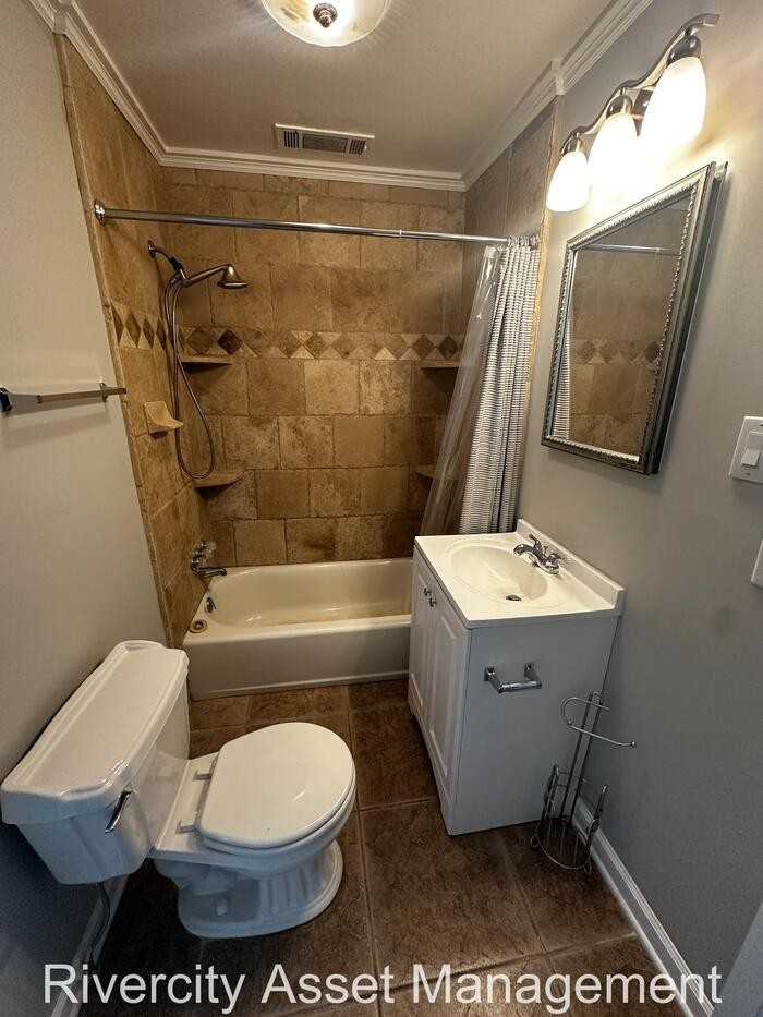554 Sandridge St - Photo 7 of 8