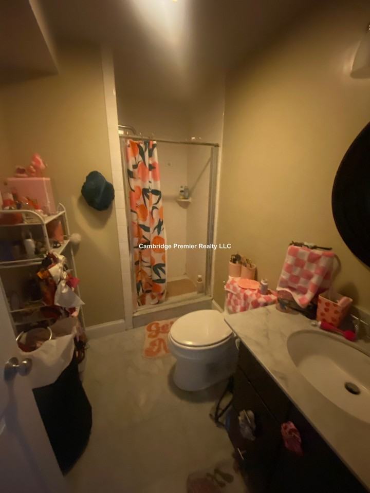 Elm St #2 - Photo 7 of 17