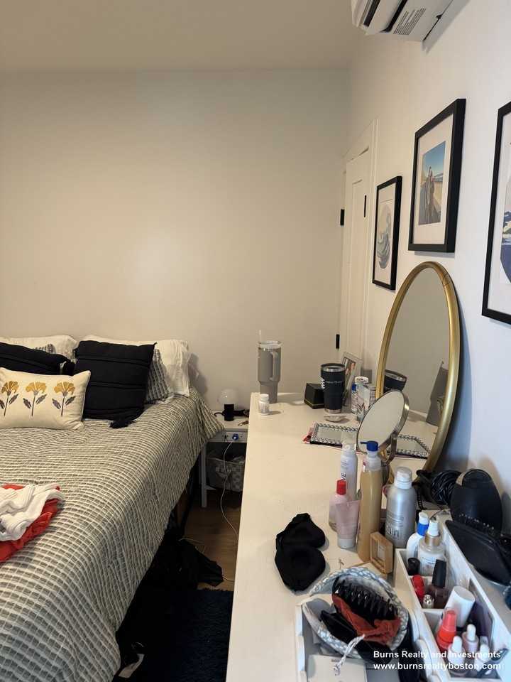 144 Old Colony Ave #405 - Photo 6 of 8
