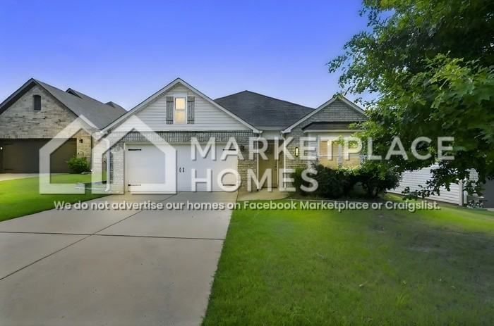 2758 Lily Cir