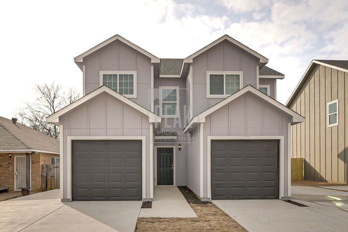 1806 Bessie St - Photo 2 of 20