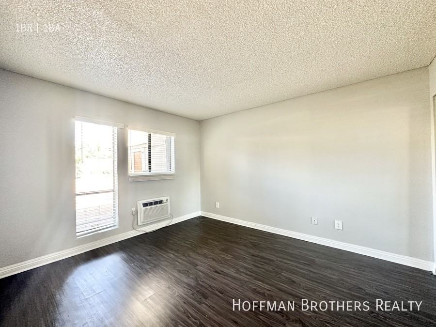1229 Mansfield Property - Photo 3 of 19