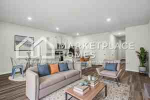 featured image of 461 Oakwood Dr Nw
