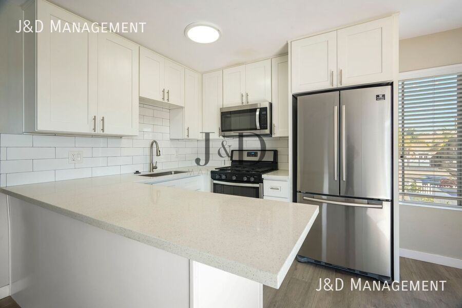 ORE4624 - Photo 2 of 10