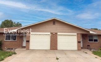 featured image of 1527 Stuart St