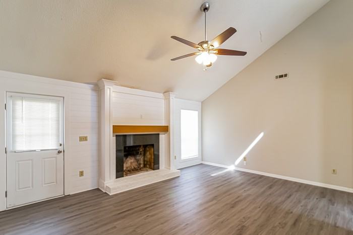 158 Fox Chase Dr - Photo 6 of 12