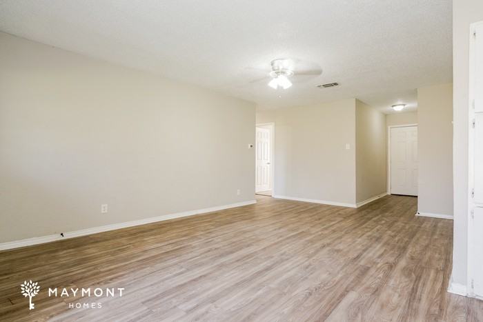 5137 Cottey St - Photo 6 of 12