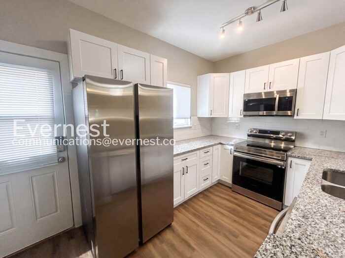 6639 Rio Bravo Grv - Photo 3 of 21