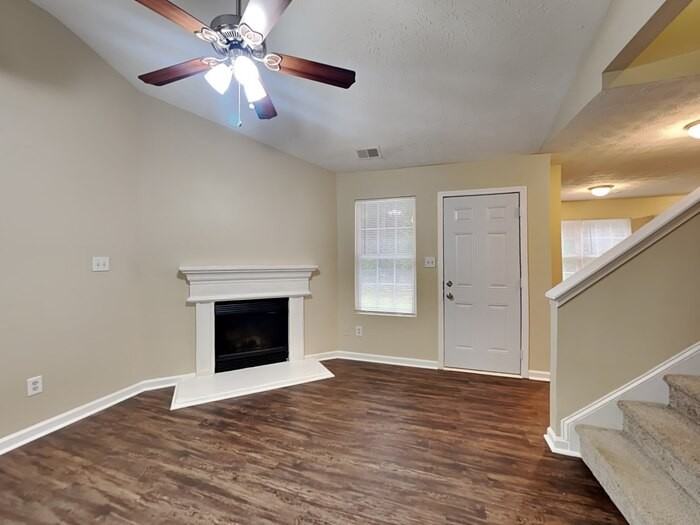 9135 Jefferson Village Dr Sw - Photo 3 of 22