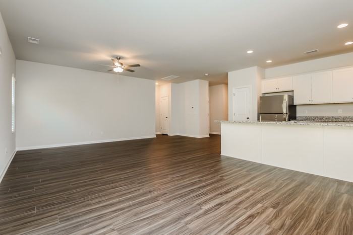 257 Clydesdale Cir - Photo 5 of 14