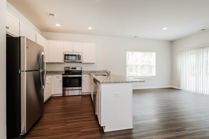 257 Clydesdale Cir - Photo 6 of 14