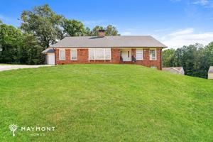 featured image of 3622 Woods Dr