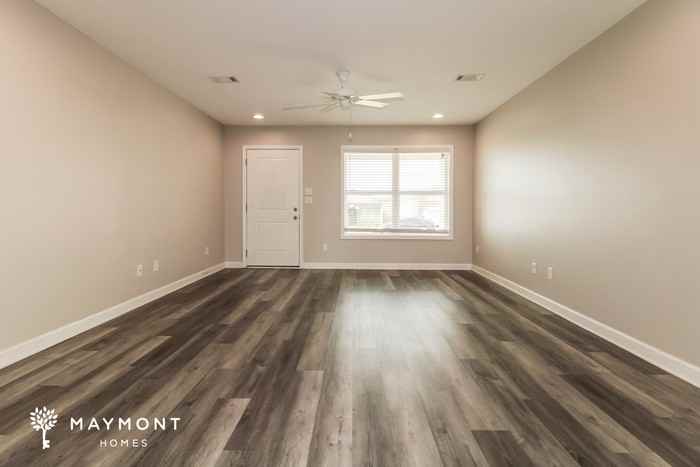 119 Wexford Way - Photo 3 of 11