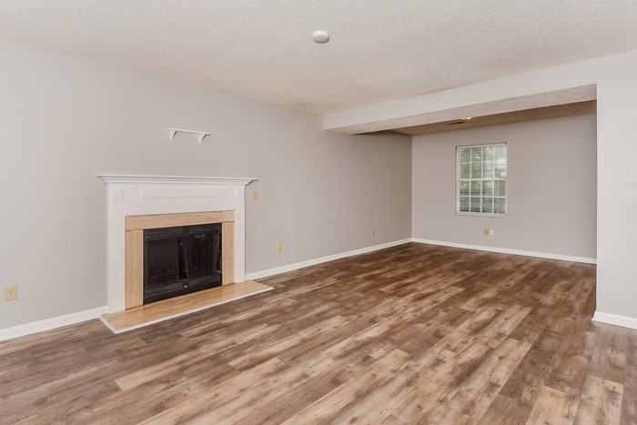 3 Beckton Ct - Photo 4 of 12