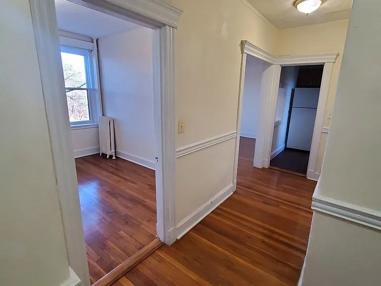 364 Riverway St. - Photo 4 of 19