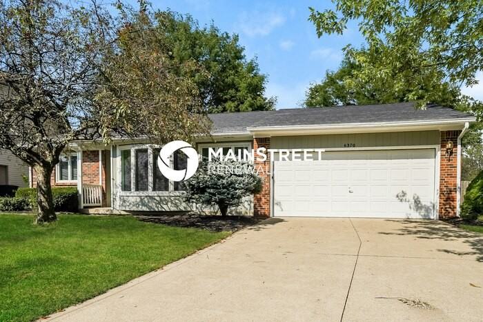 6370 Buckeye Path Dr N - Photo 2 of 15