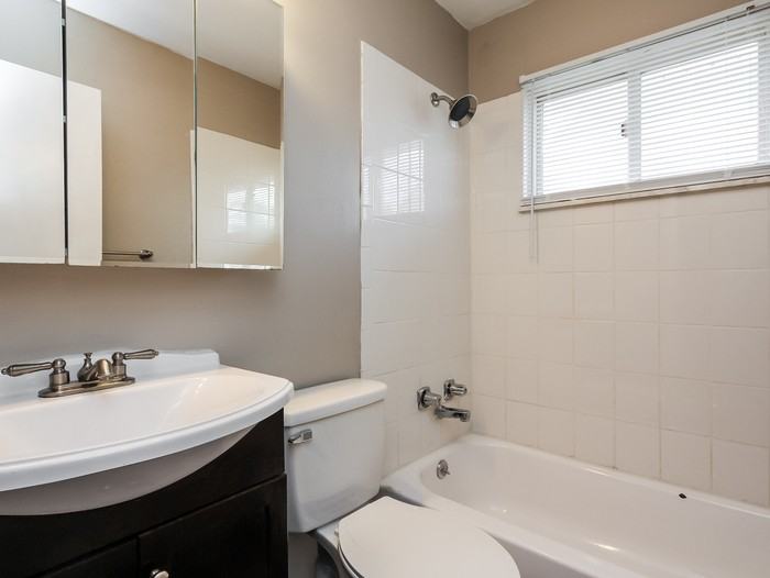 4599 Patron Ct - Photo 4 of 7