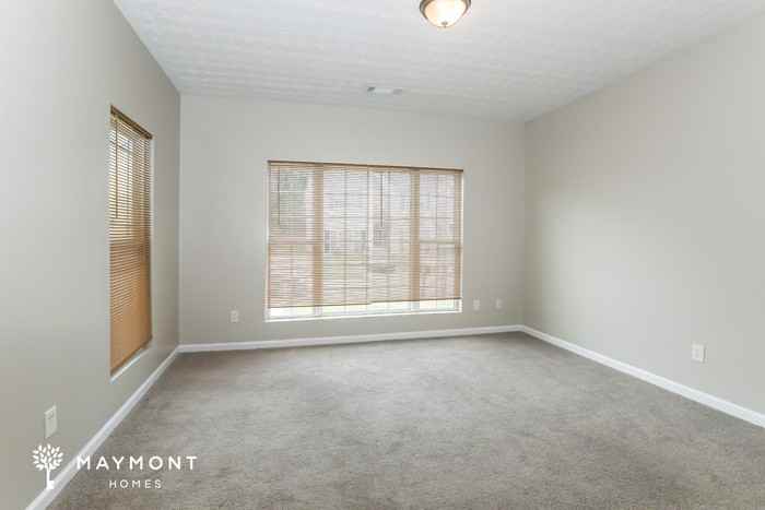 1701 Carrington Dr - Photo 5 of 15