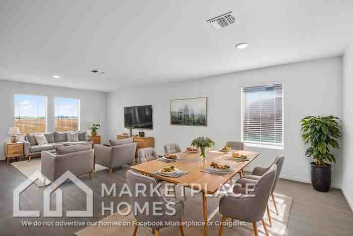 9721 Nw 124th St - Photo 5 of 33