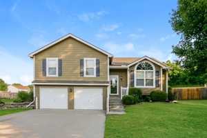 featured image of 15420 Nw 137th St