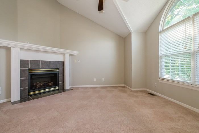 15420 Nw 137th St - Photo 5 of 12